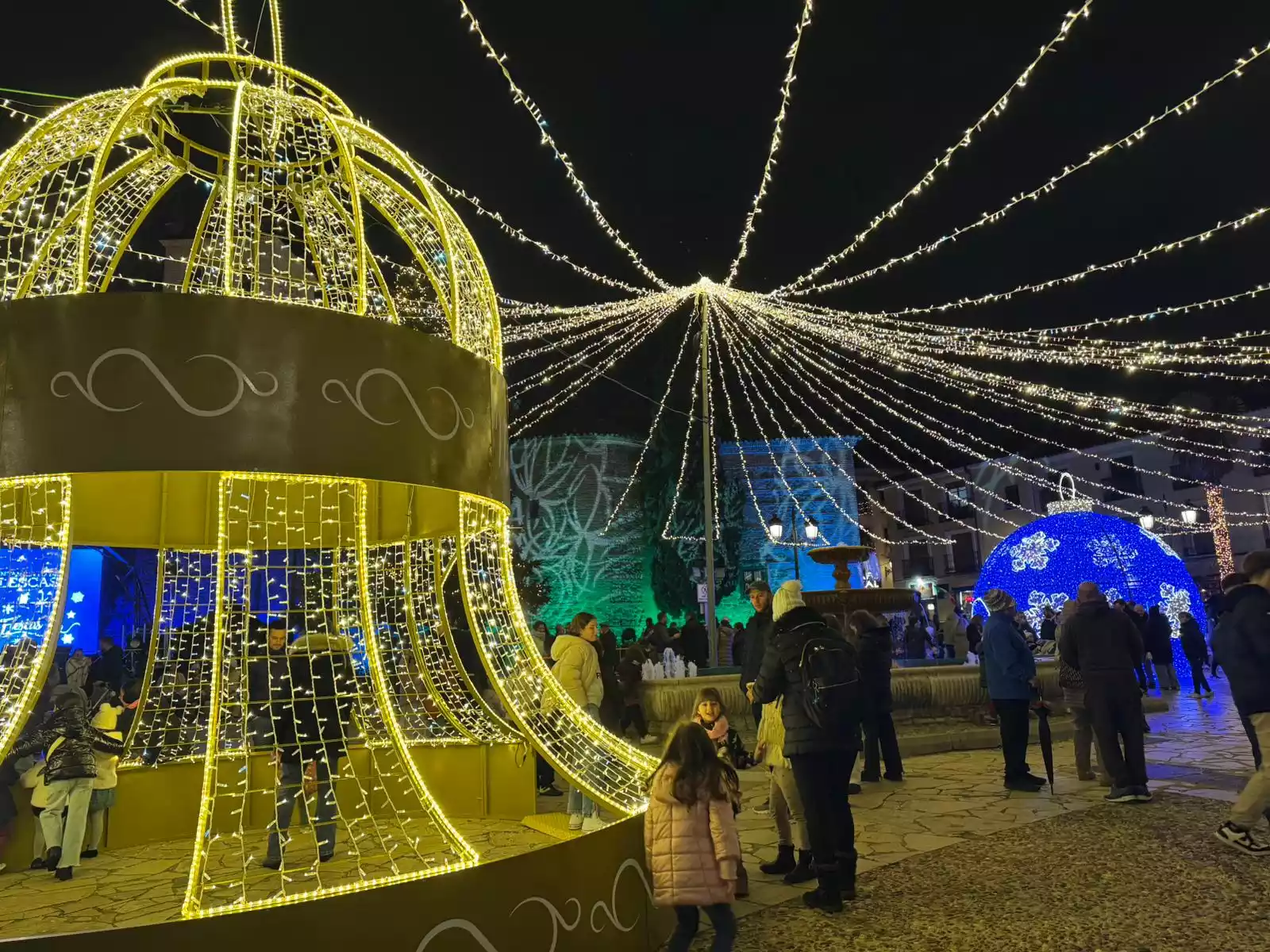 Se pone en marcha la iluminación navideña en Illescas