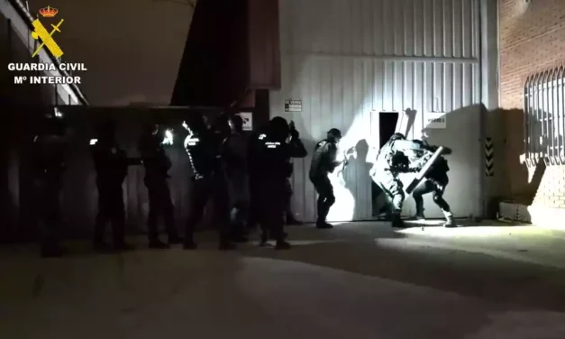 Varios detenidos marihuana y material incautado. Un almacén en Illescas. Hay video